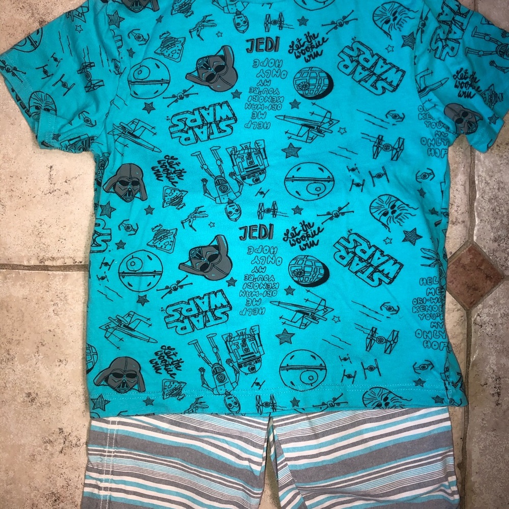 Gymboree boys shorts outfit- Star Wars.  2 pieces